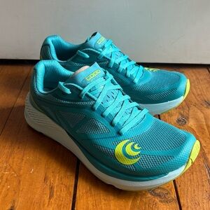 NIB Topo Athletics Zephyrs